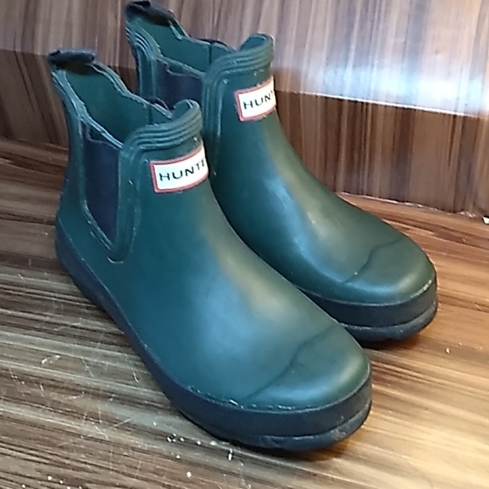 Hunter Green rubber boots short 6